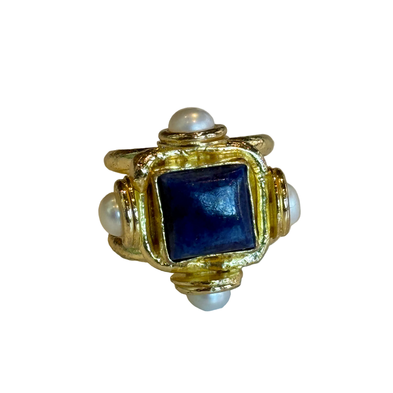 The Lotus Queen